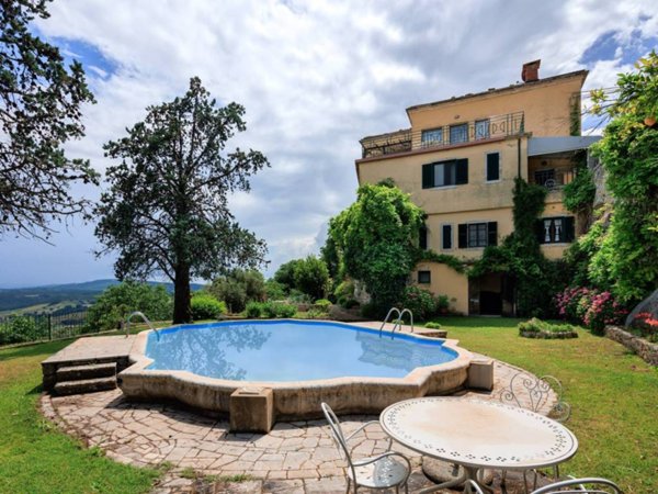 casa indipendente in vendita a Manciano in zona Saturnia