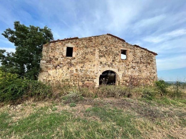 casa indipendente in vendita a Manciano in zona Saturnia