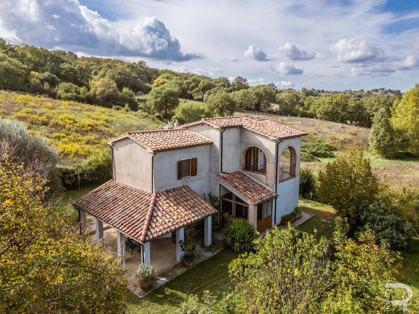 casa indipendente in vendita a Manciano in zona Montemerano