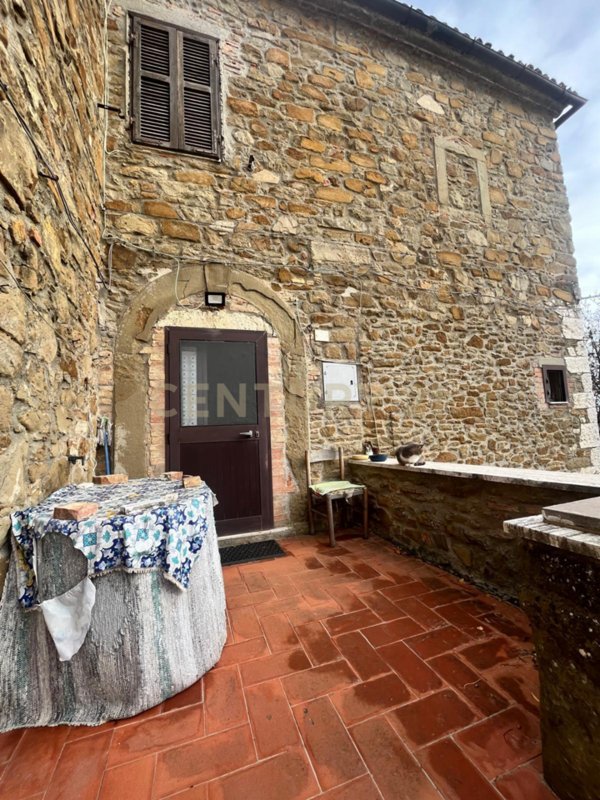 casa indipendente in vendita a Manciano in zona Poggio Murella