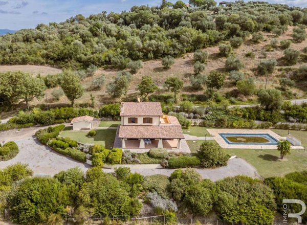 casa indipendente in vendita a Manciano