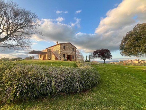 casale in vendita a Manciano in zona Saturnia