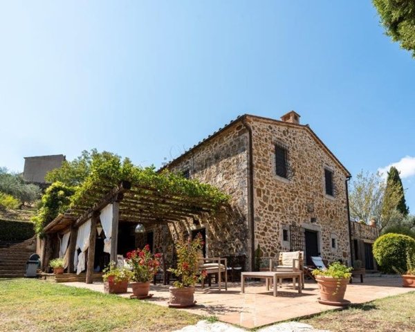 casale in vendita a Manciano in zona Montemerano