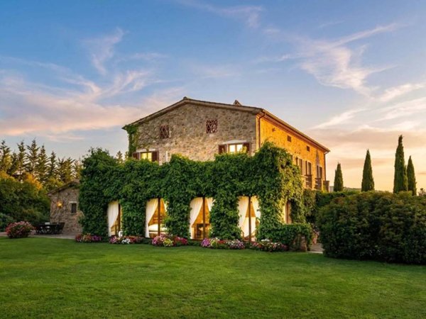 casa indipendente in vendita a Manciano in zona Saturnia