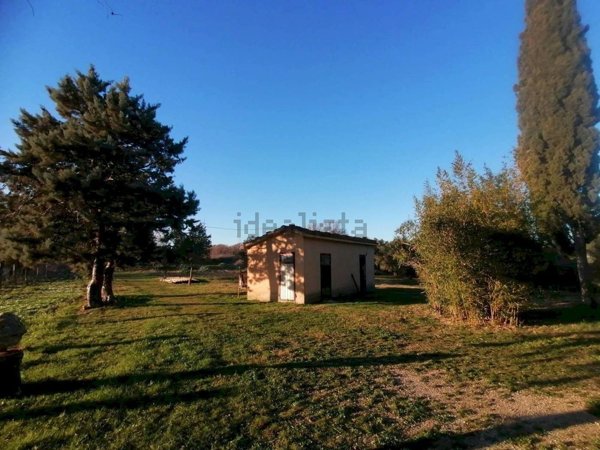 casale in vendita a Manciano in zona Saturnia