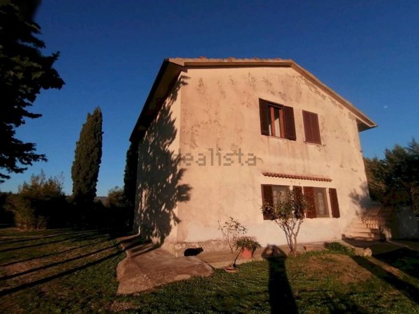 casale in vendita a Manciano
