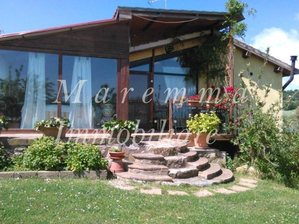casa indipendente in vendita a Manciano in zona Montemerano