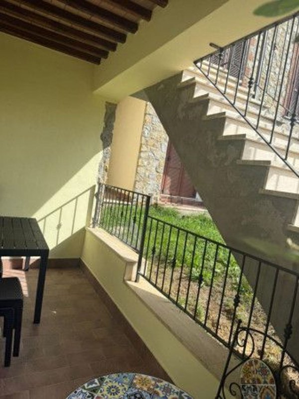 appartamento in vendita a Manciano in zona Poggio Murella