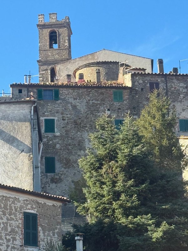 appartamento in vendita a Manciano in zona Saturnia