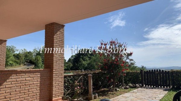 appartamento in vendita a Manciano in zona Saturnia