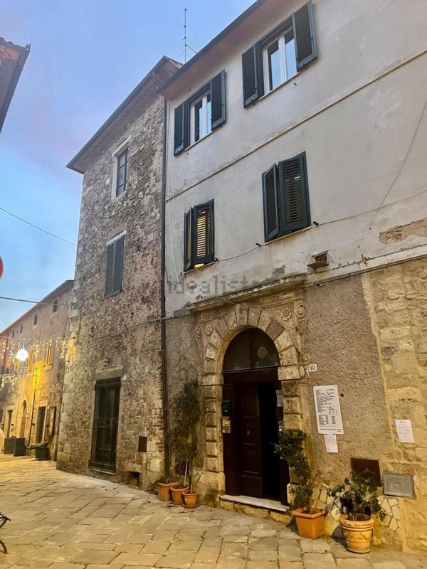 appartamento in vendita a Manciano in zona Montemerano