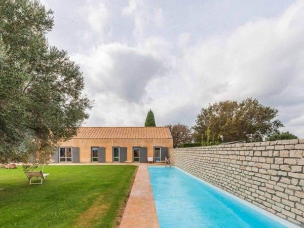 casa indipendente in vendita a Manciano