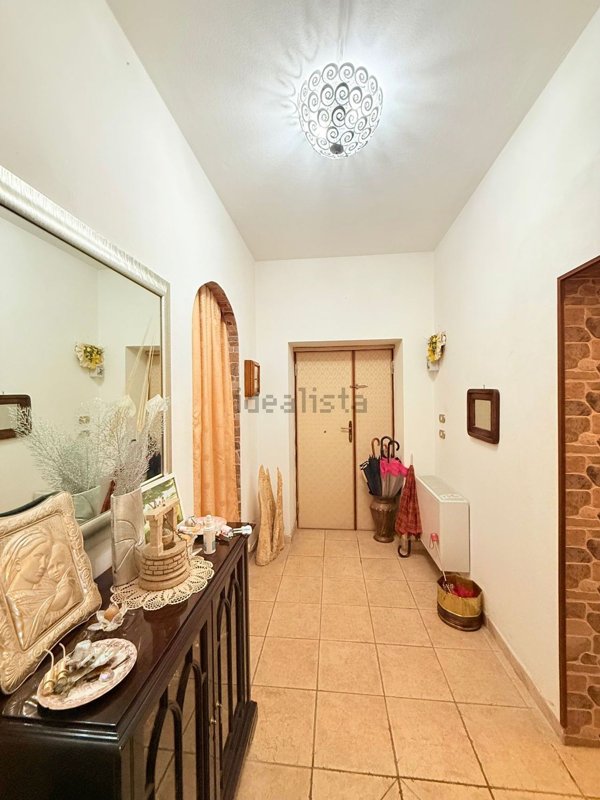 appartamento in vendita a Manciano in zona Saturnia