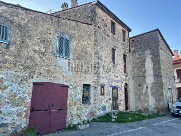 appartamento in vendita a Manciano in zona San Martino sul Fiora