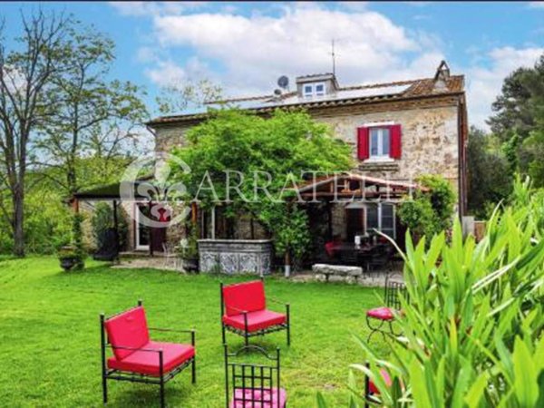 casale in vendita a Manciano