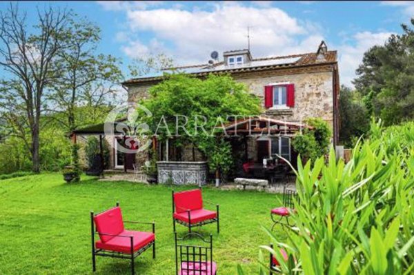 casale in vendita a Manciano