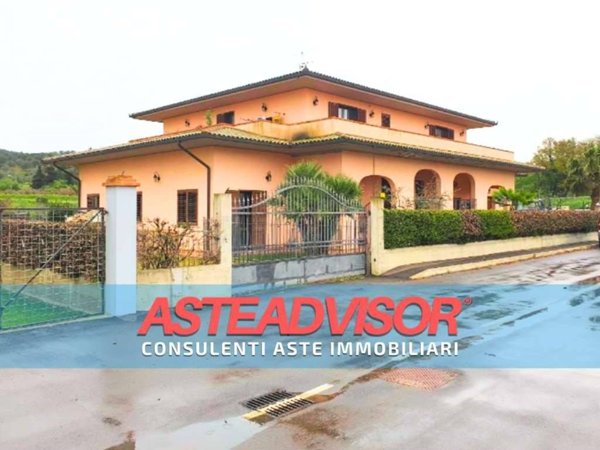 casa indipendente in vendita a Manciano in zona Marsiliana