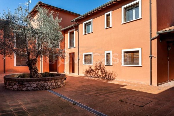 appartamento in vendita a Manciano in zona Saturnia