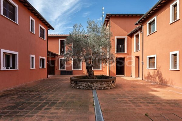 appartamento in vendita a Manciano in zona Saturnia