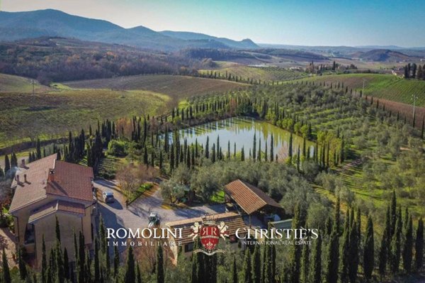 casa indipendente in vendita a Manciano in zona Saturnia