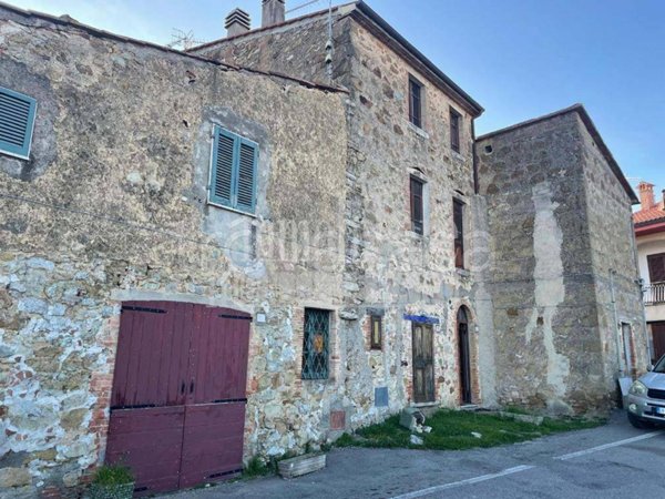 appartamento in vendita a Manciano in zona San Martino sul Fiora