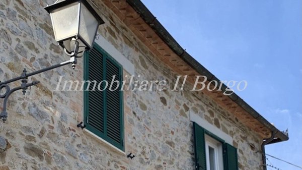 appartamento in vendita a Manciano in zona Montemerano