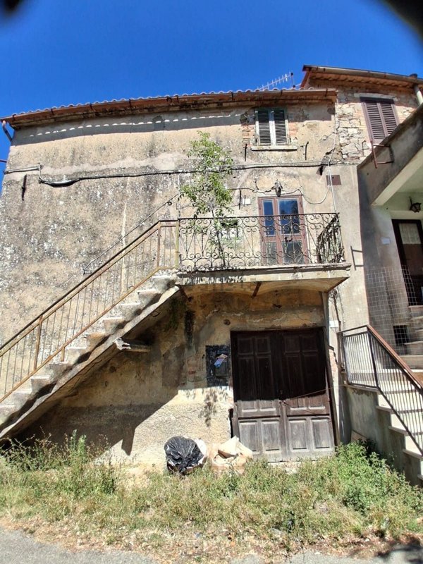 appartamento in vendita a Manciano in zona Saturnia