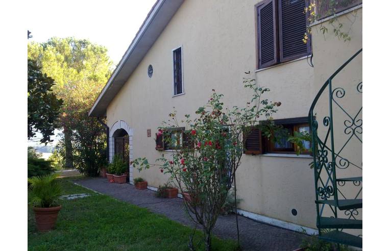 casa indipendente in vendita a Manciano in zona Saturnia