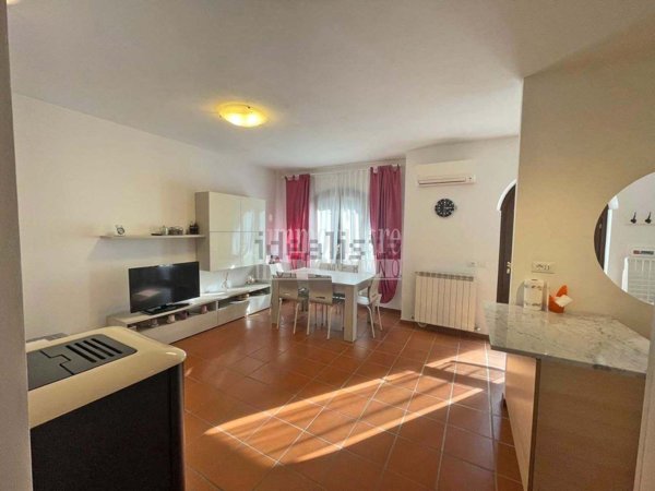 appartamento in vendita a Manciano in zona Montemerano