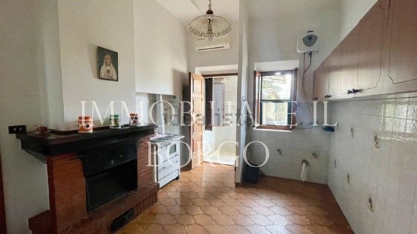 appartamento in vendita a Manciano in zona Saturnia