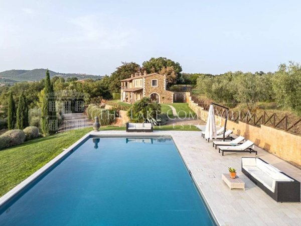 casa indipendente in vendita a Manciano