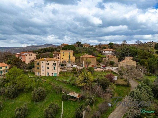 appartamento in vendita a Manciano in zona Poggio Murella