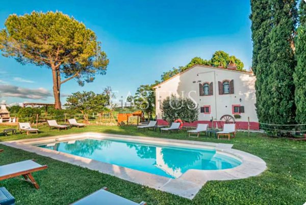 casale in vendita a Manciano