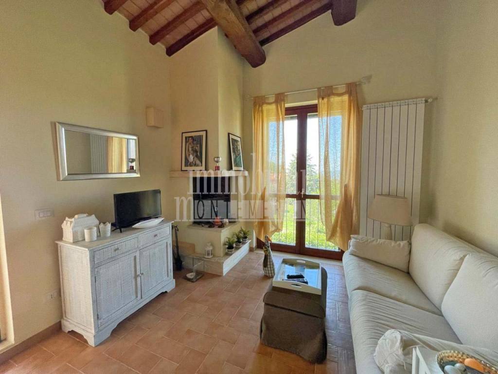 appartamento in vendita a Manciano in zona Poggio Murella