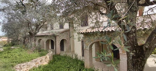 appartamento in vendita a Manciano in zona Montemerano