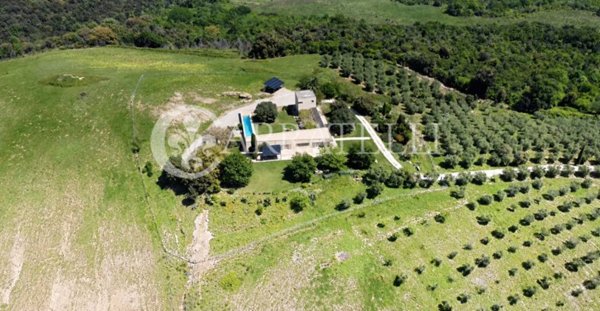 casa indipendente in vendita a Manciano