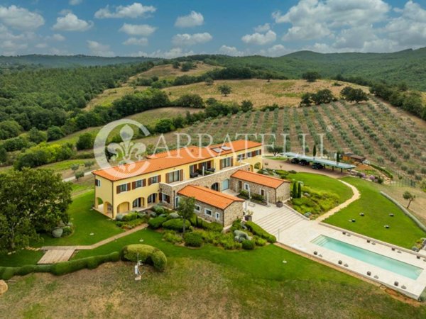 casa indipendente in vendita a Manciano