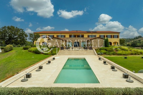 casale in vendita a Manciano