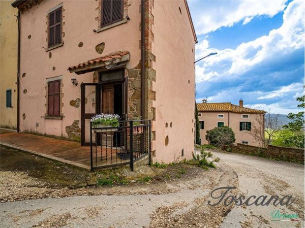 appartamento in vendita a Manciano in zona Poggio Murella