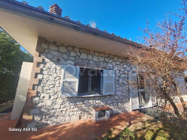 casa indipendente in vendita a Manciano in zona Saturnia