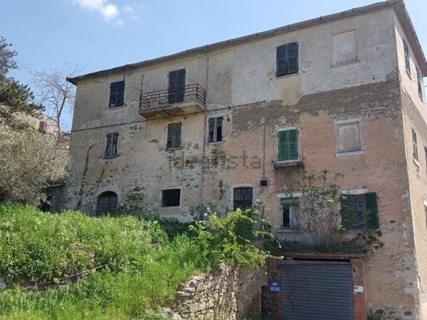 casa indipendente in vendita a Manciano