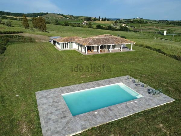 casa indipendente in vendita a Manciano in zona Marsiliana
