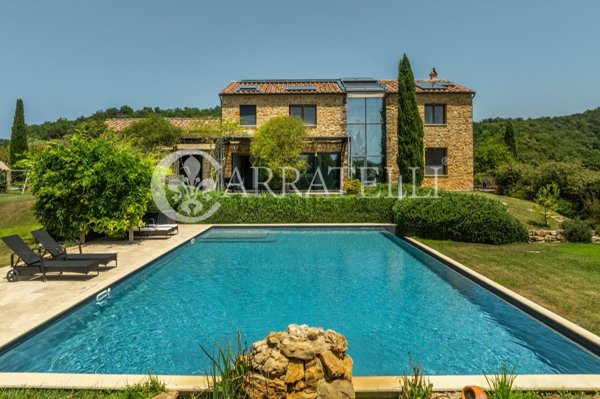 casale in vendita a Manciano