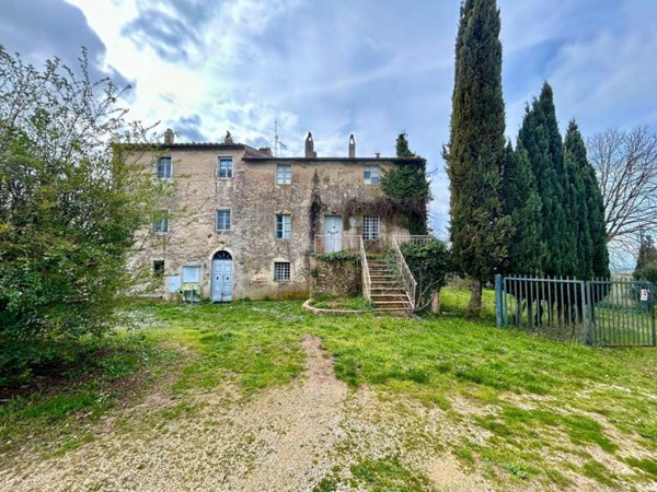negozio in vendita a Manciano in zona Saturnia