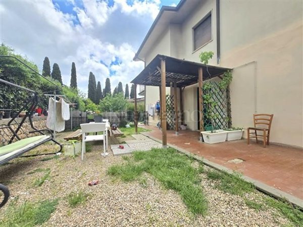 casa indipendente in vendita a Manciano