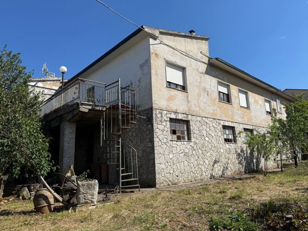 casa indipendente in vendita a Manciano in zona Saturnia