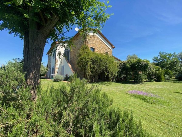 casa indipendente in vendita a Manciano