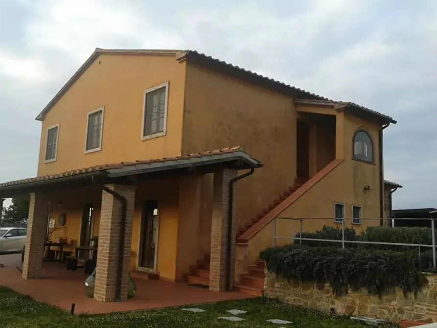 casa indipendente in vendita a Manciano
