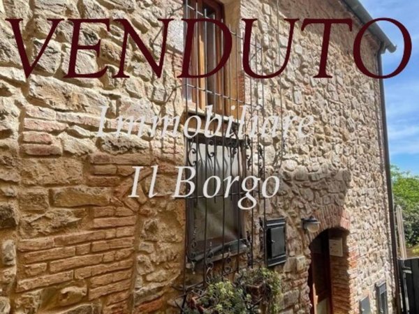 appartamento in vendita a Manciano in zona Montemerano