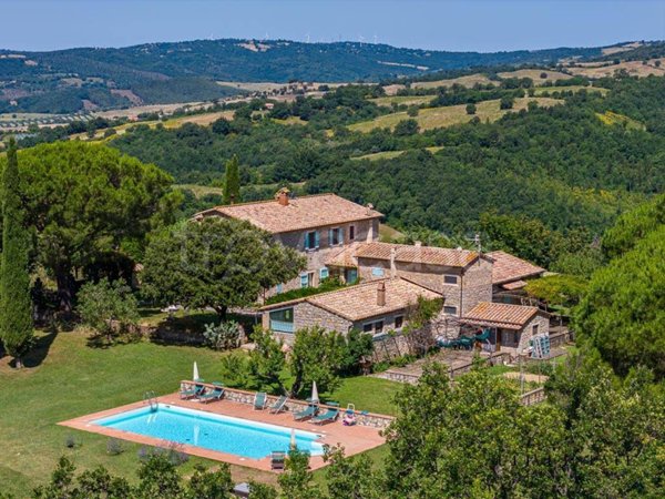 casale in vendita a Manciano in zona Saturnia